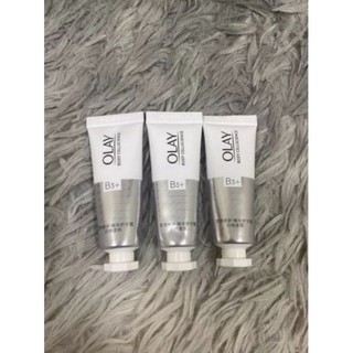 Kem Dưỡng da tay Olay B3