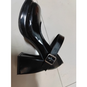 Giày nữ cổ điển Mary Jane đế cao 9 cm khóa dán da bóng