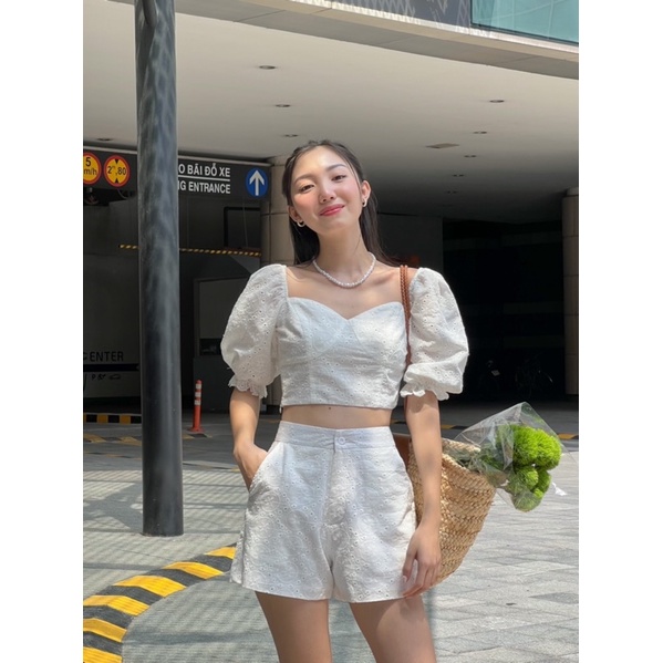 HINWORKSHOP | Set bộ áo croptop và quần short ngắn - Saldi Set | BigBuy360 - bigbuy360.vn