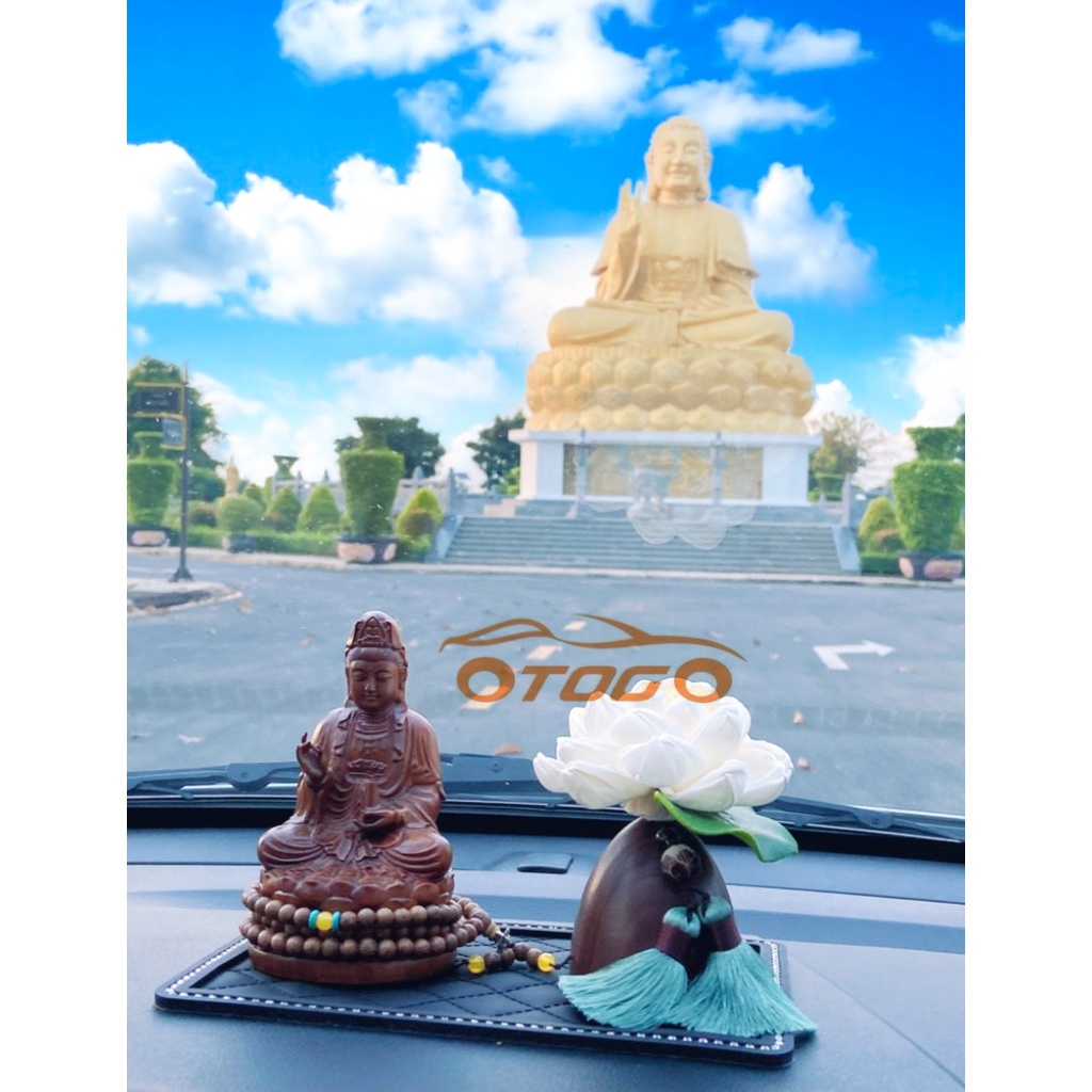 Tượng Phật Bà Quan Âm Tọa Đài Sen Gỗ Bách Xanh Thơm , Tượng gỗ thơm để ô tô phong thủy, may mắn, bình an