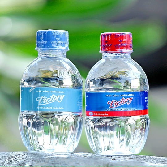 Thùng Nước Uống Đóng Chai 250ml Victory XANH