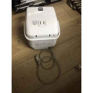 Nồi cơm điện Toshiba 0,54L