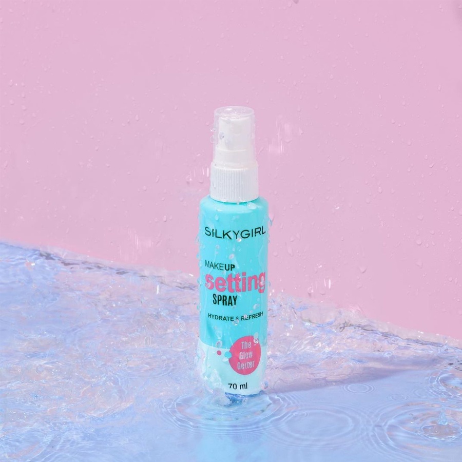 Xịt Giữ Lớp Trang Điểm Lâu Trôi Silkygirl Makeup Setting Spray - Hydrate & Refresh 70ml