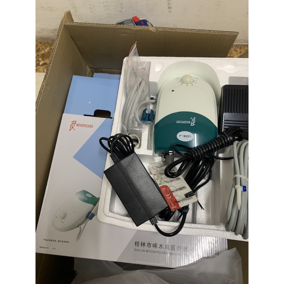 Máy lấy cao răng WOODPECKER. Máy cạo vôi răng Woodpecker &quot;Chim gõ kiến&quot; BH 12T