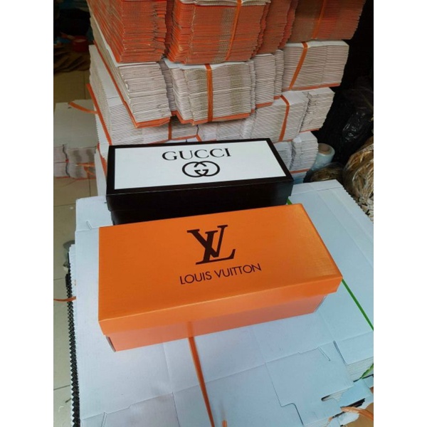 Hộp đựng giày dép túi xách nón