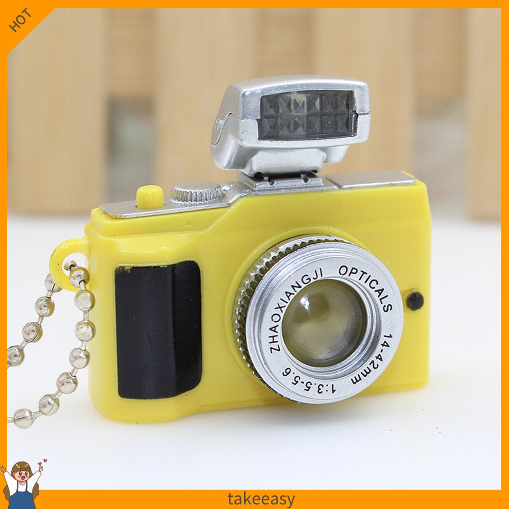 Móc Khóa Hình Máy Ảnh Có Đèn LED Và Âm Thanh Độc Đáo Trang Trí Điện Thoại