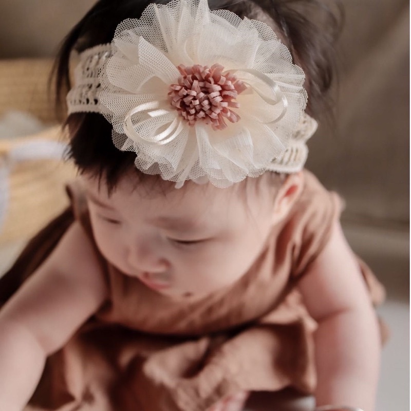 Turban hoa voan dây ren cho bé gái