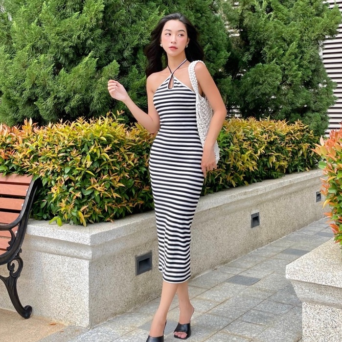 RECHIC Đầm Thun Chloe dáng dài ôm body trẻ trung gợi cảm phù hợp đi dạo phô