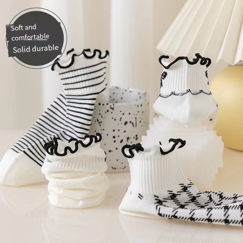 Vớ Thuyền Mỏng Phong Cách Nhật Bản Dễ Phối Đồ Thời Trang Xuân Hè 2022