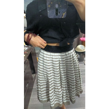 Chân váy sọc size S lưng thun. eo 34cm