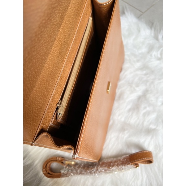 Túi xách nữ Courriege