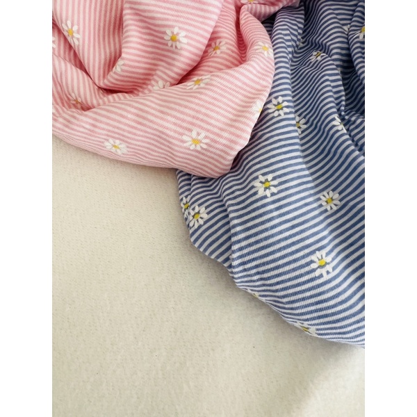Vải thun cotton 2c Hàn kẻ nhỏ hoa cúc