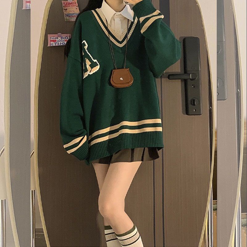 2024 Set Áo Sweater Phối Chân Váy Phong Cách Retro Đường Phố Hong Kong Mùa Thu Đông Cá Tính