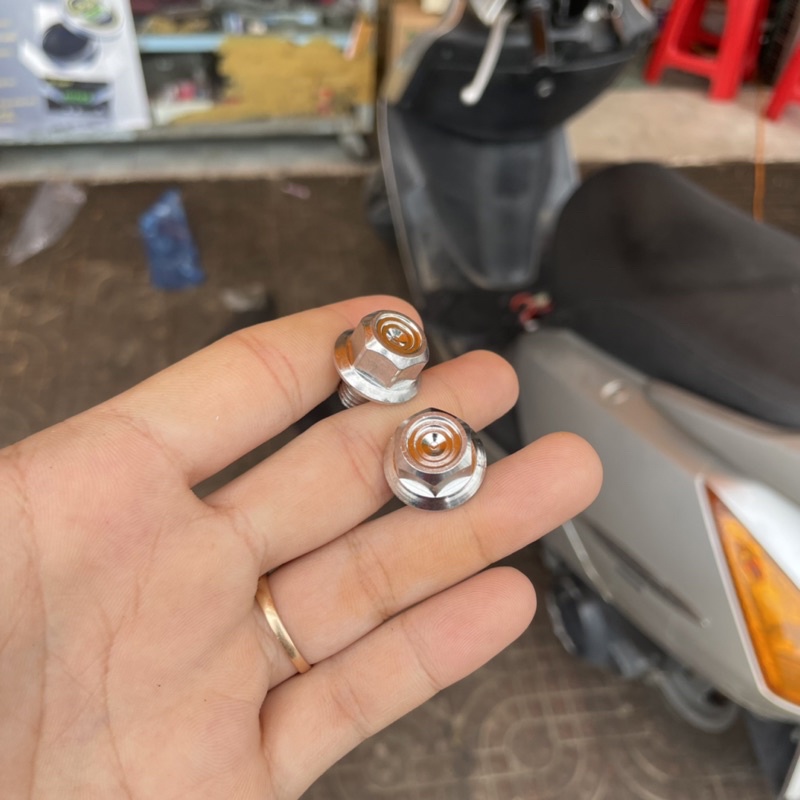 Ốc chân Kiếng Salaya Inox 304