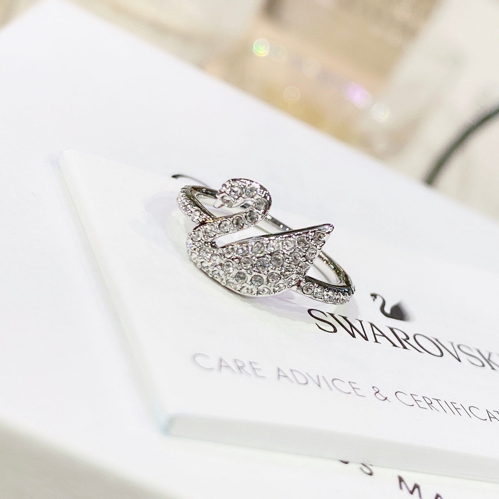 Nhẫn thiên nga Swarovski trắng