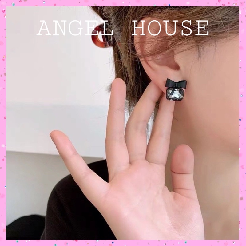 Khuyên tai sát tai táo nơ đen cá tính trẻ trung angel.house