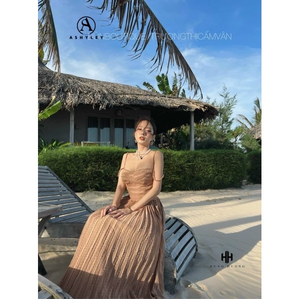 Đầm 2 dây dập ly hoa nổi