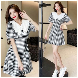 Đầm caro đen cổ trắng thắt nơ
