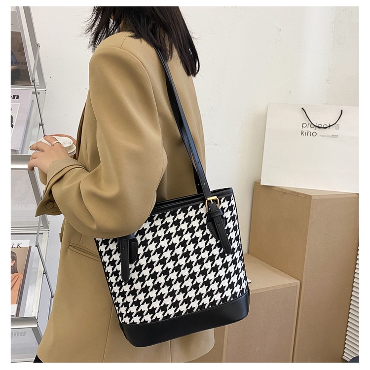 Túi Tote Nữ Bằng Da Phối Kẻ Caro Thời Trang