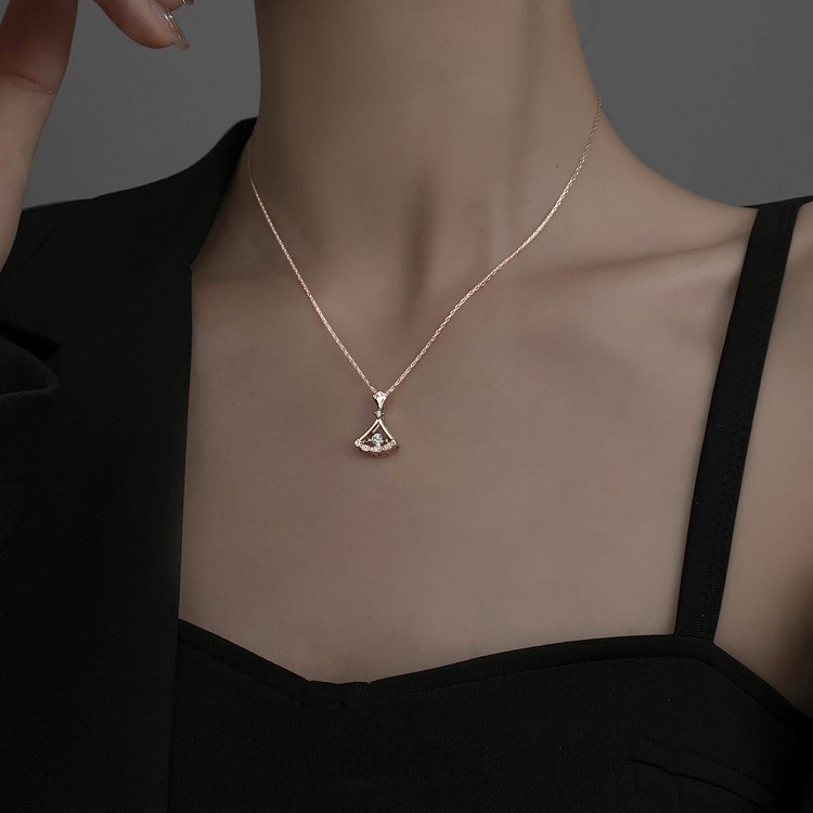 Vòng cổ Hình Quạt Sang Trọng Thời Trang Mùa Hè 2022 Dành Cho Nữ