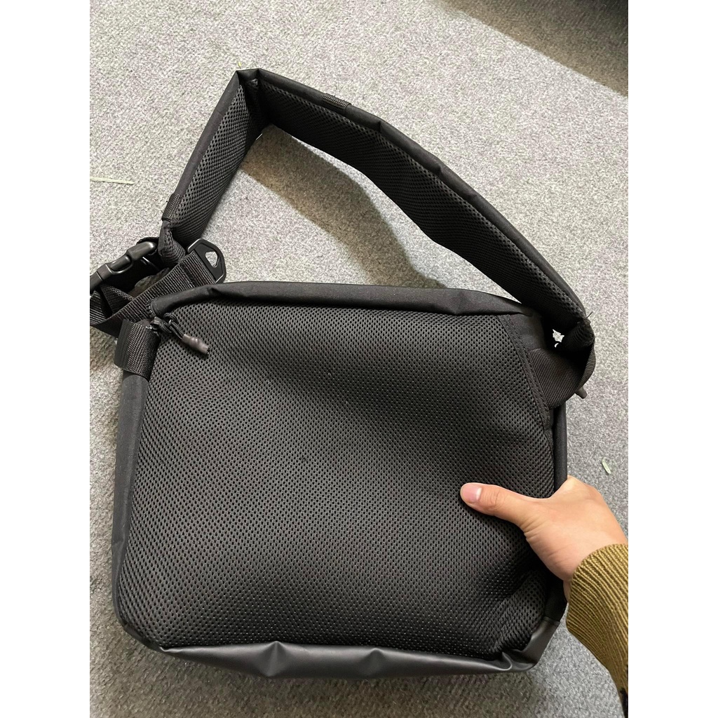 Túi đeo chéo nam nữ xuất xịn, túi đựng laptop 13 inch kích thước 25x35cm