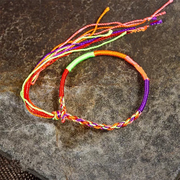 Vòng Tay Dây Pha Màu Chén Vàng May Mắn Phong Thủy Handmade 150 Dễ Thương - Hazo