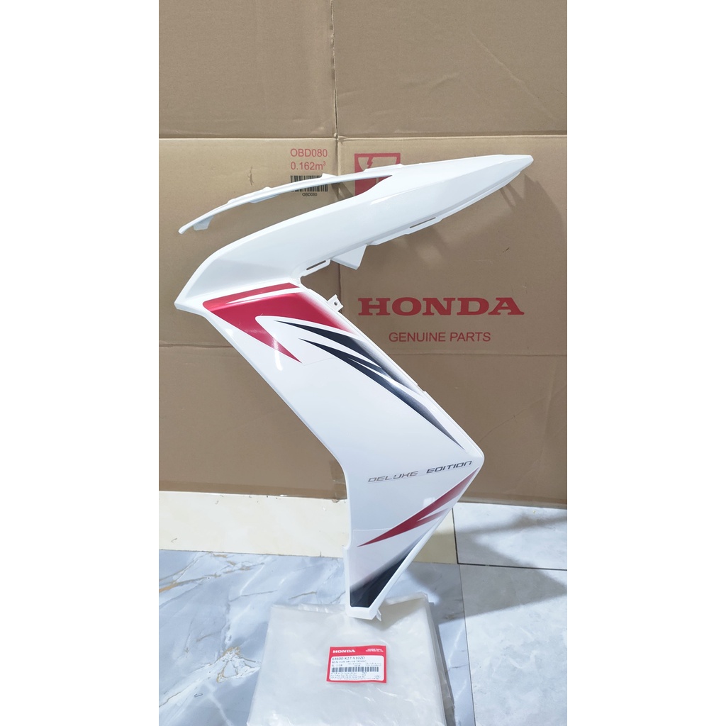 Cánh yếm bên trái - bửng yếm HONDA AIR BLADE 125 năm 2012 màu Đỏ trắng. *R340X* 64600K27V10ZD