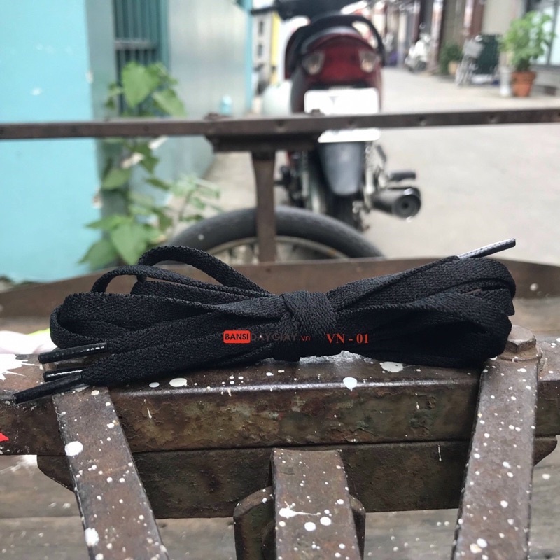 Dây giày màu đen chất đẹp