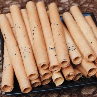 Bánh quế ống bánh ngò mè đen tuổi thơ bịch to