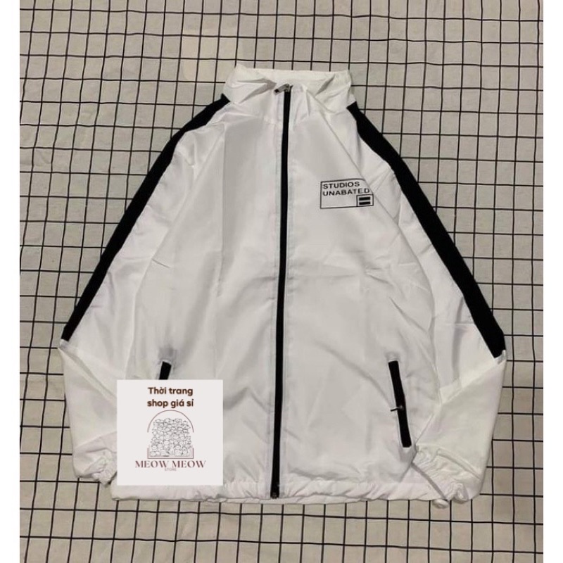 Áo khoác dù logo vuông chữ 2 lớp form rộng hot nam nữ