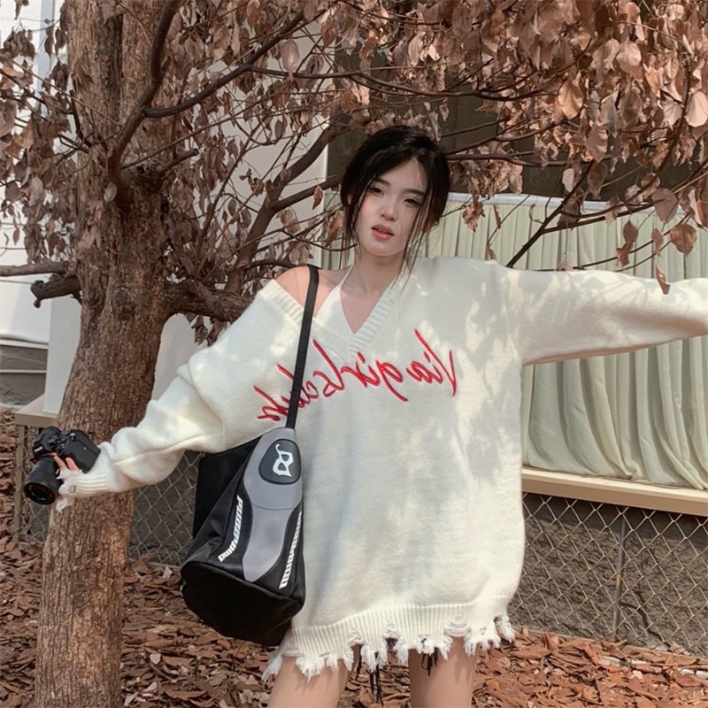 Set Áo Thun Dài Tay Cổ Tròn + Áo Len Hai Dây Thêu Chữ Thời Trang Nữ
