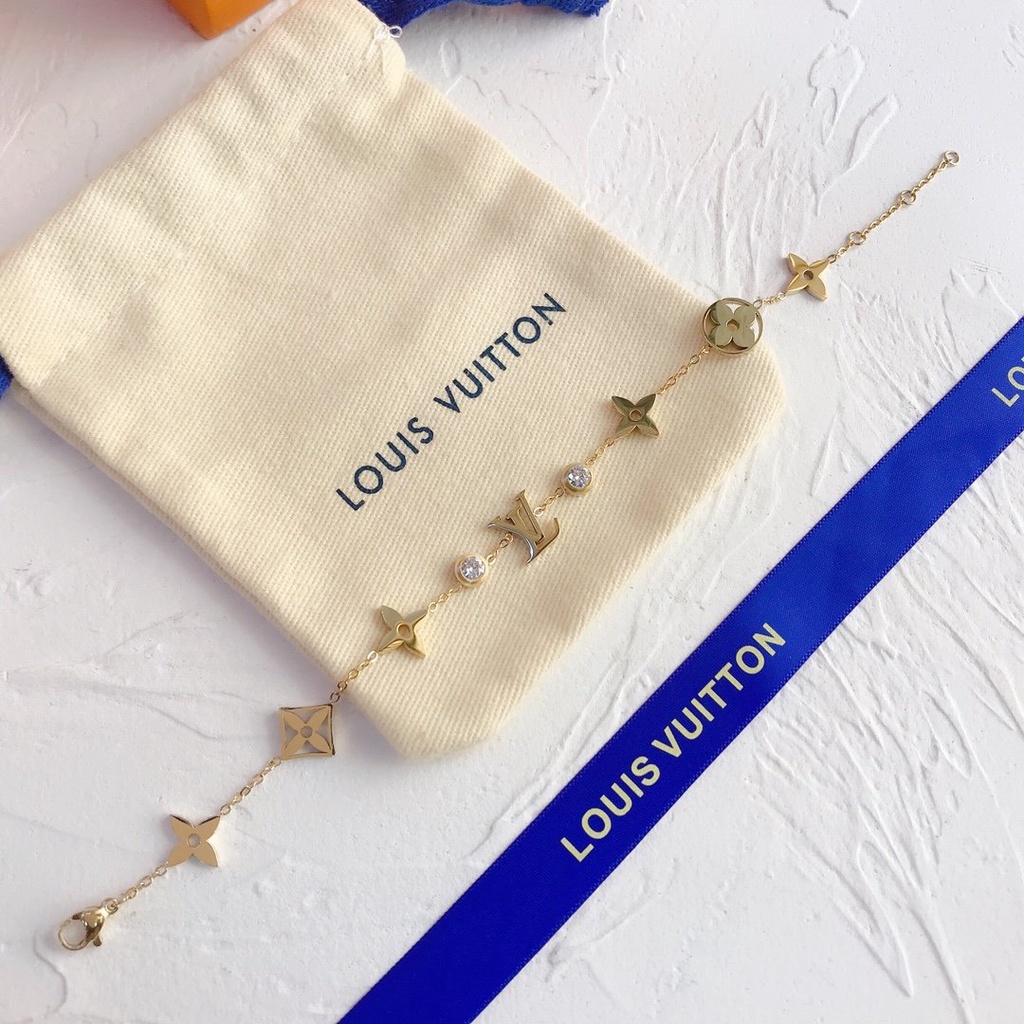 Vòng Tay Louis Vuitton Bằng Thép Titan Họa Tiết LV Monogram