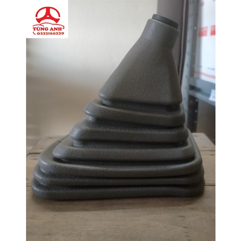 Cao su chụp bụi cần số xe Howo - 6 ngấn, lỗ nhỏ AZ9719240002 - 7 ngấn, lỗ to AZ9700240077