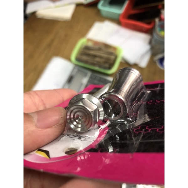 Khâu baga mũi Dream inox 304 tặng kèm ốc baga mũi inox V2