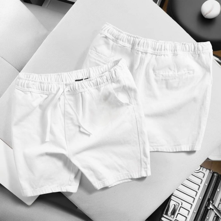 (Hàng cao cấp)-Quần short jean trắng trên gối chất vải Denim co giản đứng form