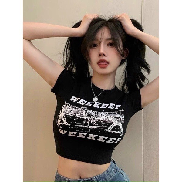 Áo croptop WEEKEEP ôm body, áo thun tay ngắn in chữ A96