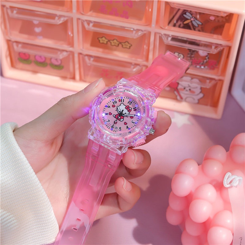 Mới Đồng Hồ Đeo Tay Kỹ Thuật Số Có Đèn led Họa Tiết hello kitty Nhiều Màu Sắc Chất Lượng Cao Cho Bé