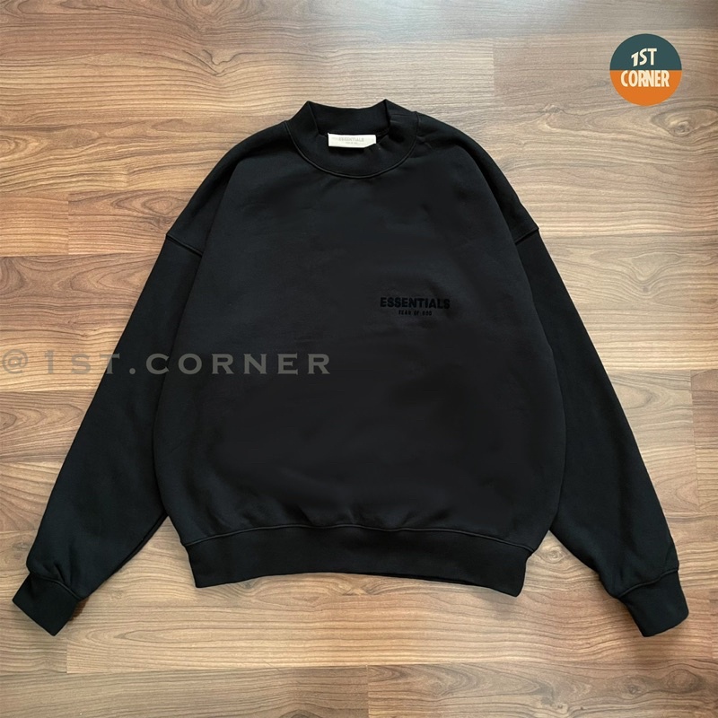 Áo Sweater Essentials 2022 - Chữ in nhung