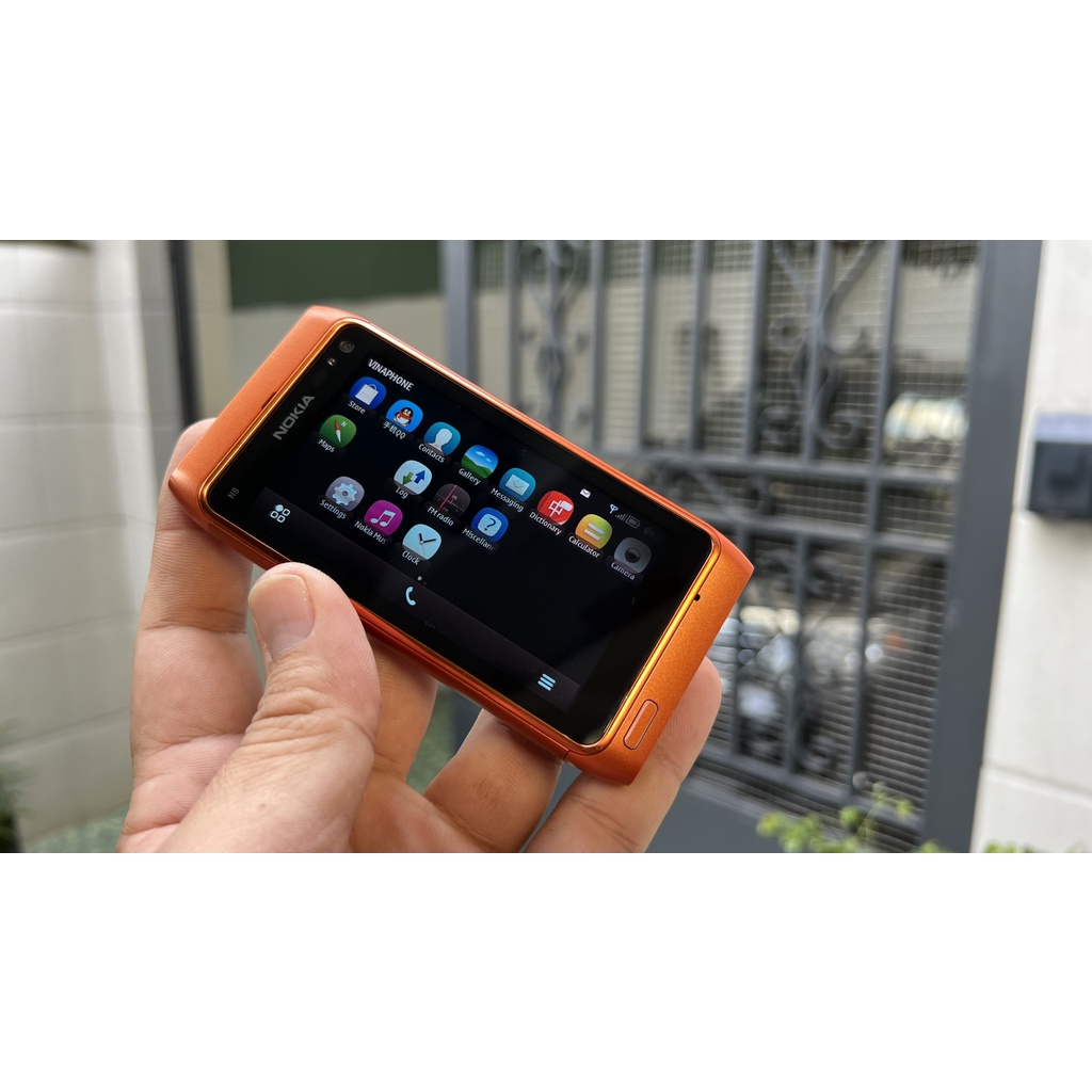 Điện thoại nokia n8 chính hãng (3997)