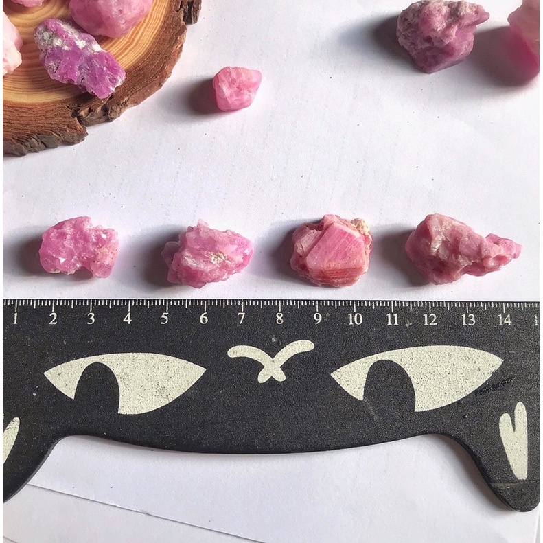 Viên Ruby hồng tím sưu tầm, làm handmade, thanh tẩy bài tarot