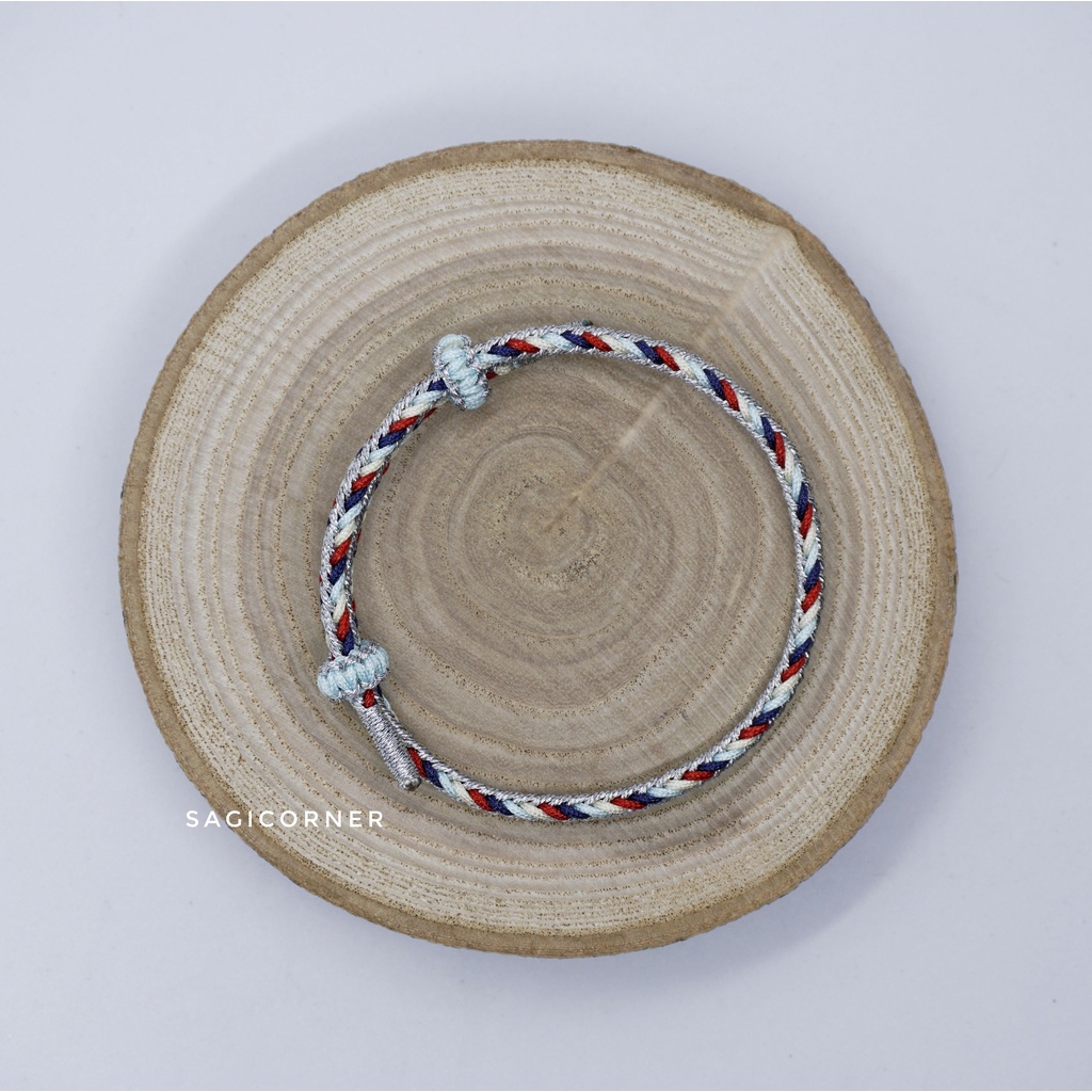 Vòng tay may mắn handmade tết 5 màu dây