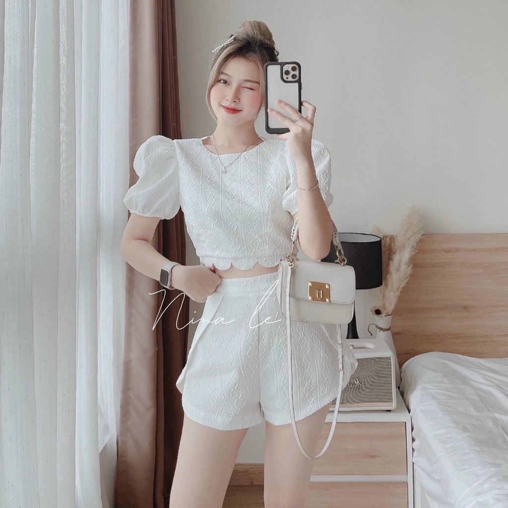 Sét bộ thời trang nữ mặc đi chơi dạ sốp y mẫu tay ngắn cổ tròn cánh bèo eo sau lưng mix quần đùi