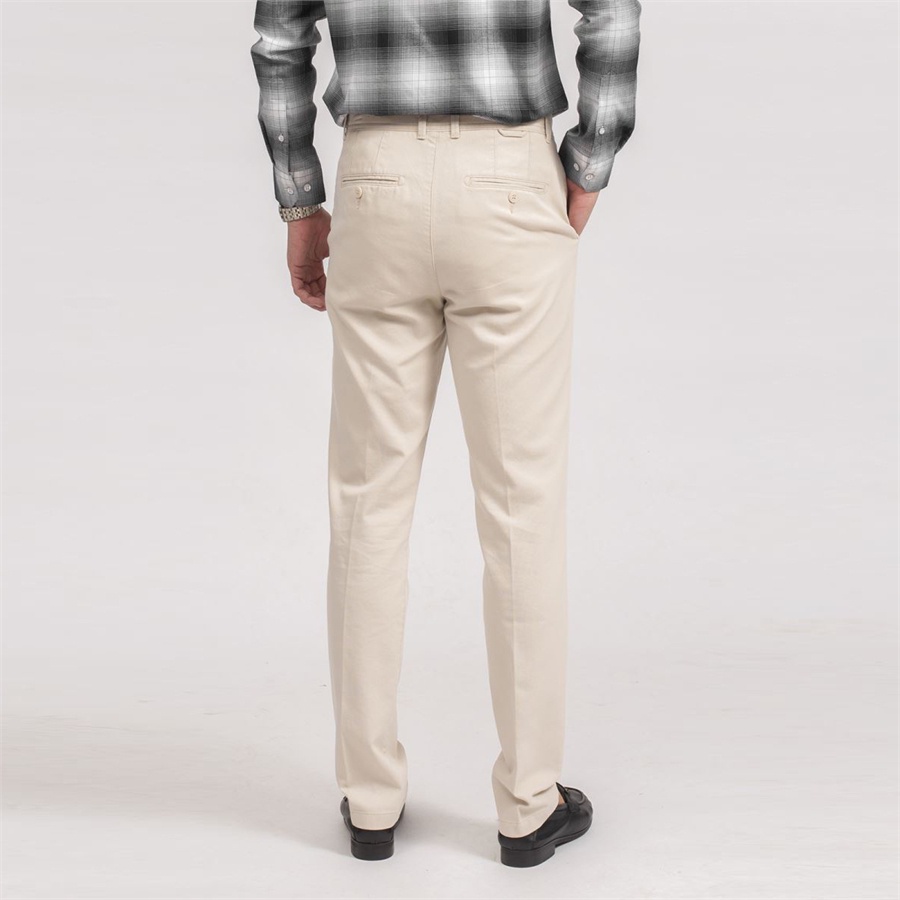 Quần dài kaki nam Aristino AKKR02 trơn màu khaki dáng regular fit suông vừa trẻ trung vải thô cotton cao cấp mềm mại