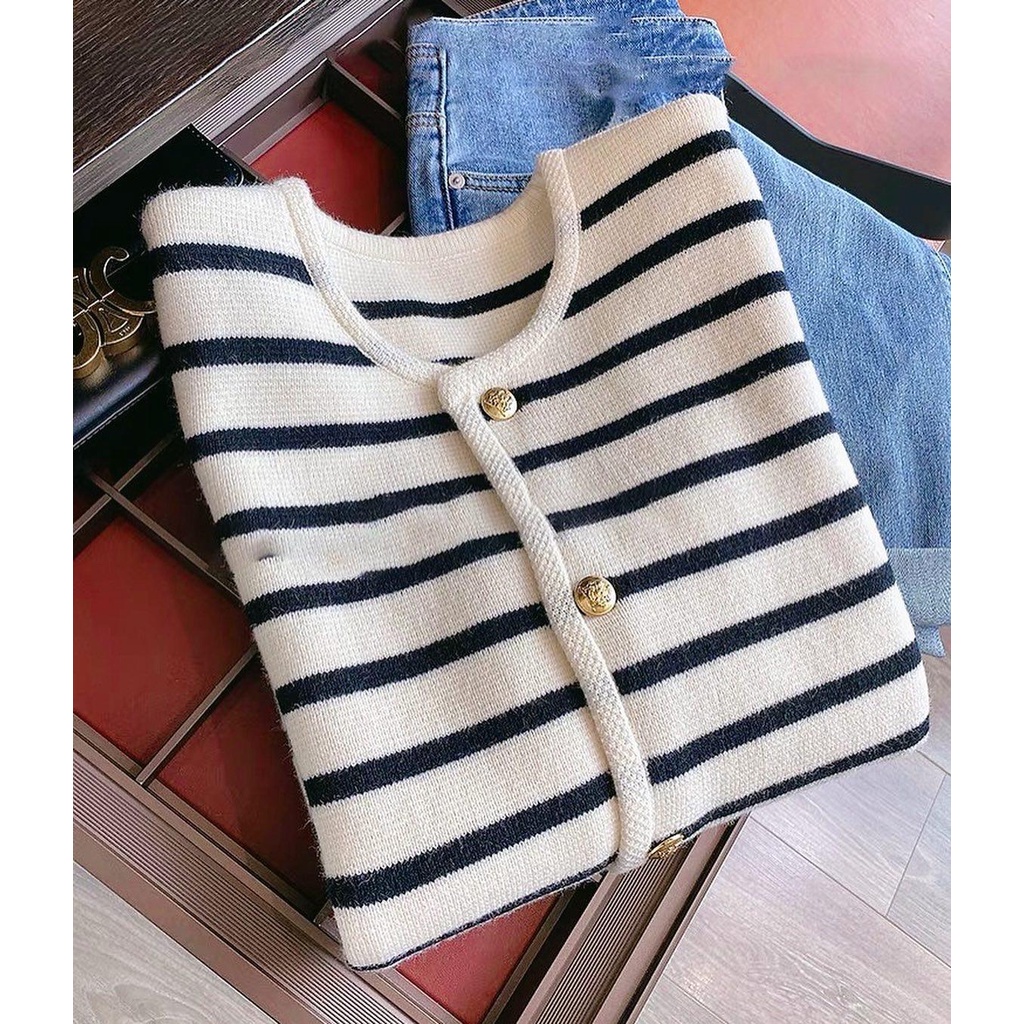 Áo len kẻ basic giả tweed cúc áo mạ vàng - Dreamynt