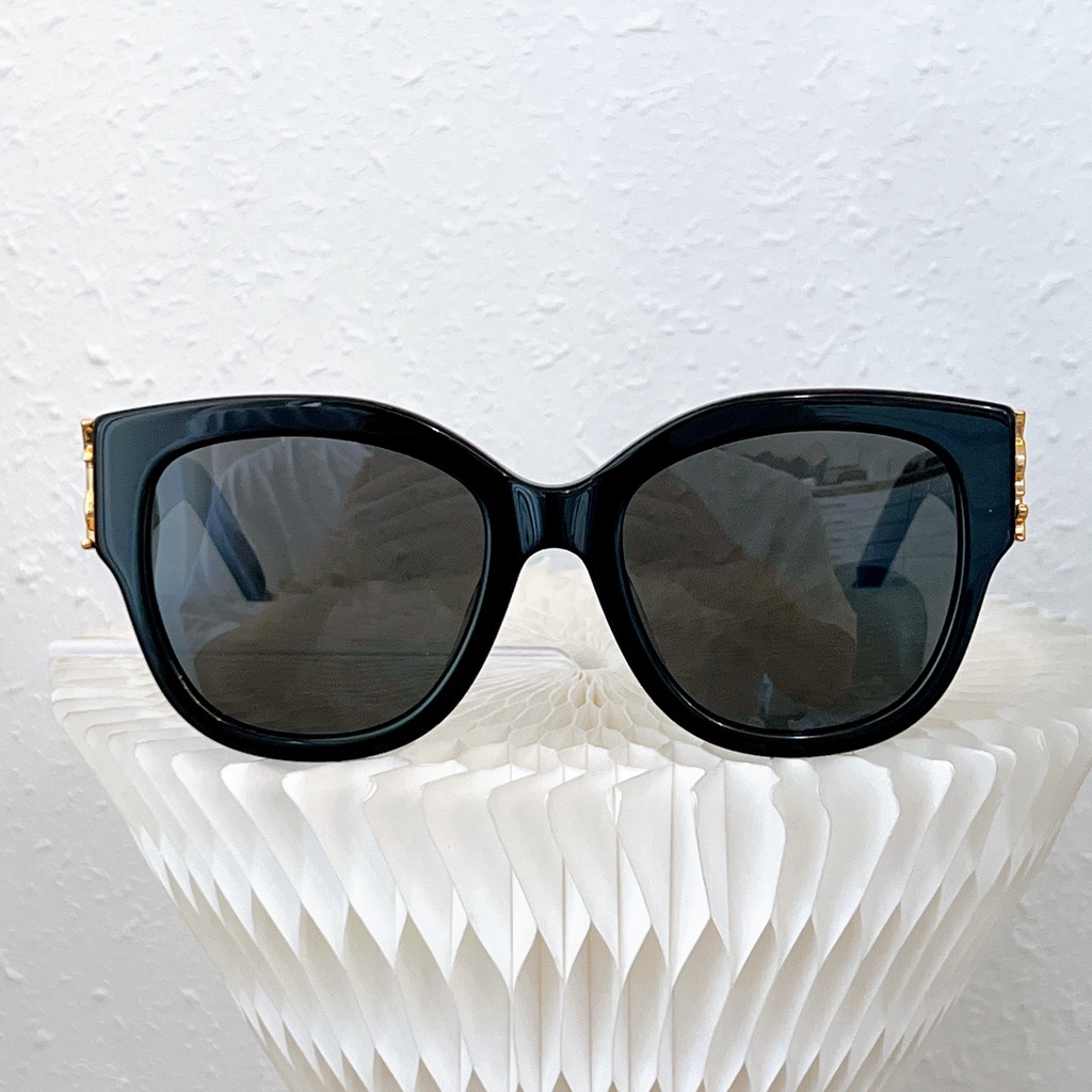 Kính Mát Hình Hoa Hồng M95 / F