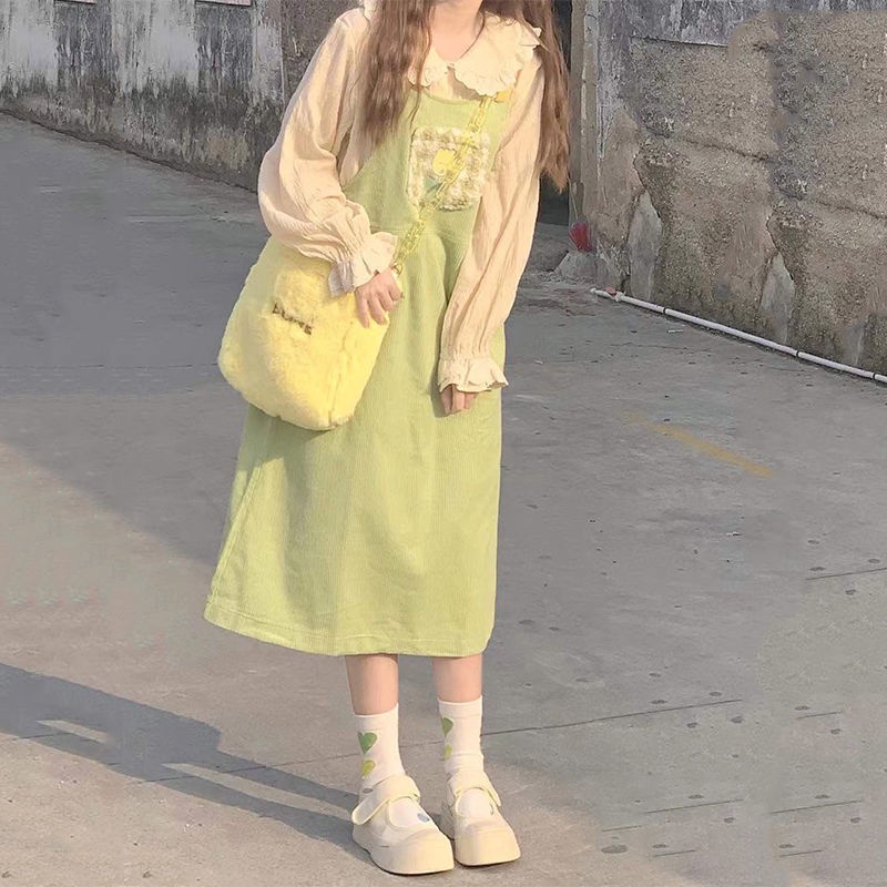 Bộ Áo Sơ Mi Cổ Búp Bê Thêu Họa Tiết + Đầm Yếm Xinh Xắn Thời Trang Cho Nữ