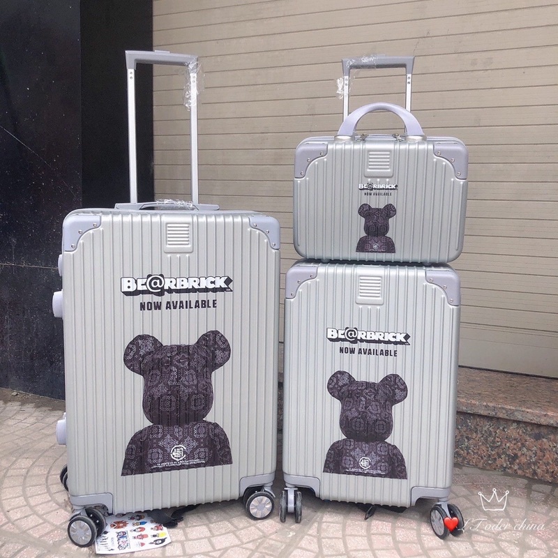 VALI NHỰA DẺO CAO CẤP GẤU BEARBRICK