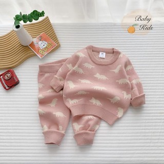 Bộ len siêu đẹp và hit hot cho bé