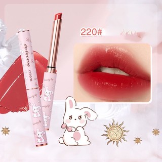 Son thỏi dưỡng môi có màu dưỡng ẩm môi mềm mịn và bóng mượt
