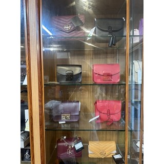 túi xách sẵn Furla auth
